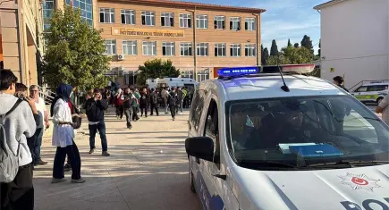 Bakan Memişoğlu son durumu açıkladı! 11 yaralı öğrencinin tedavisi sürüyor