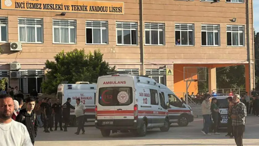 CHP’li vekillerden okul saldırısına tepki: Daha kaç çocuk? haberinin görseli
