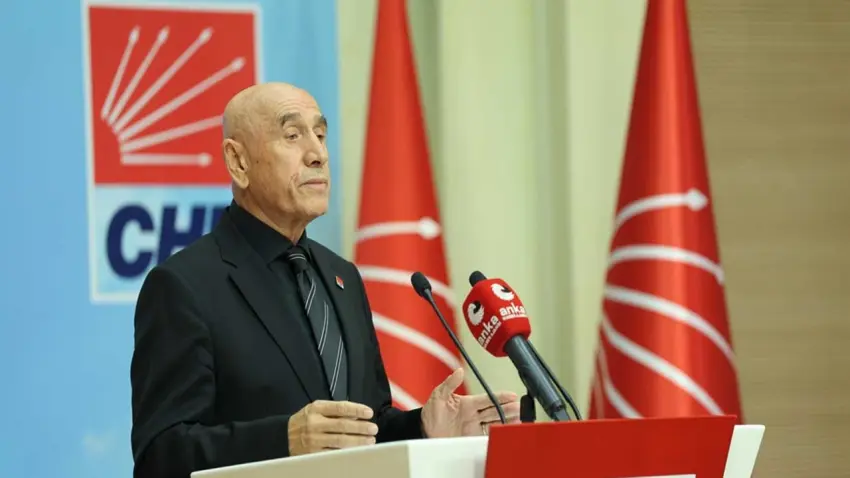 CHP'li Yıldırım Kaya'dan Turgutlu'daki okul önü saldırısı tepkisi: Silah duvarı değil, dayanışma örülmeli haberinin görseli