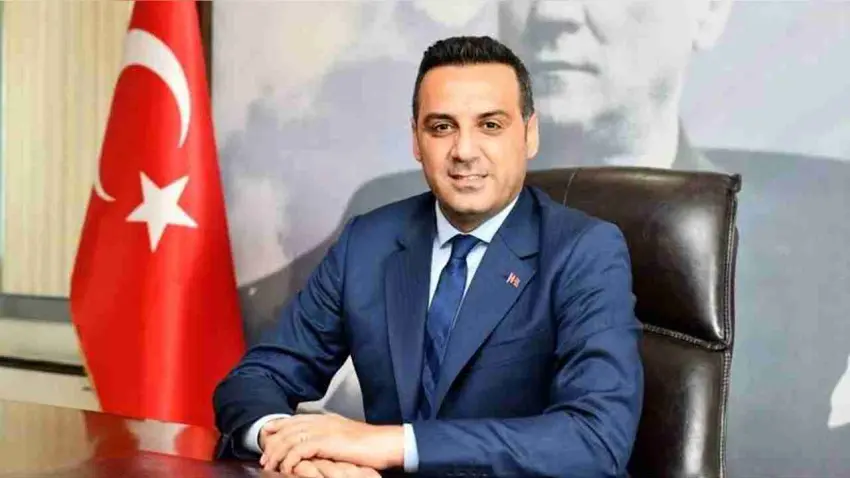 Gazeteci İsmail Saymaz: AK Parti’ye geçeceği iddia edilen Çiğli Belediye Başkanı’na ulaşamadım haberinin görseli