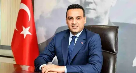 Gazeteci İsmail Saymaz: AK Parti’ye geçeceği iddia edilen Çiğli Belediye Başkanı’na ulaşamadım