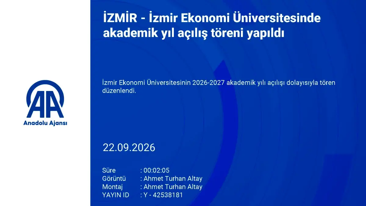 İzmir Ekonomi Üniversitesinde akademik yıl açılış töreni yapıldı görseli