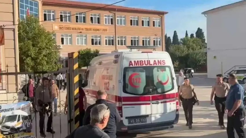 Turgutlu’daki okul saldırısı sonrası iki bakan kente gidiyor: Adli ve idari soruşturma haberinin görseli