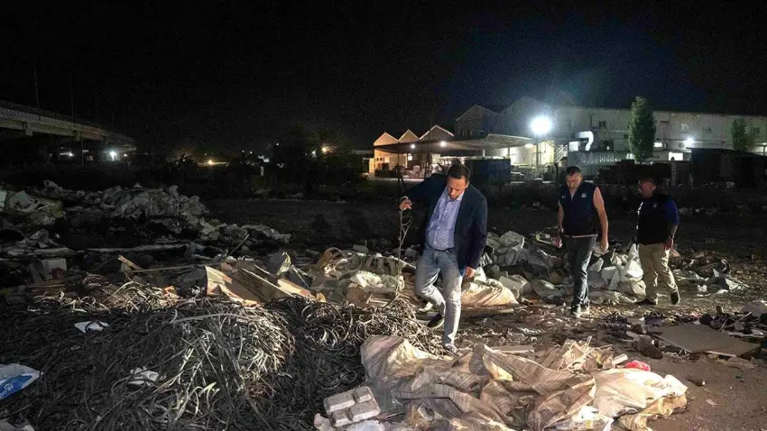 Bornova’da kaçak moloz seferberliği: Tüm ekipler sahaya indi haberinin görseli