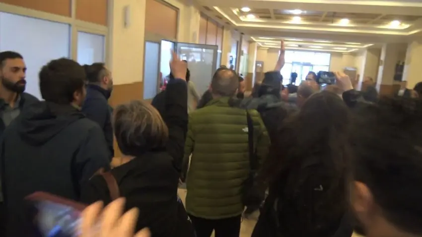Dilovası katliamı davasında keşif sonrası arbede: Neredeyse ölenler suçlanıyor! haberinin görseli