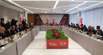 Enerji ve Tabii Kaynaklar Bakanı Bayraktar TRICON Yuvarlak Masa Toplantısı’na katıldı