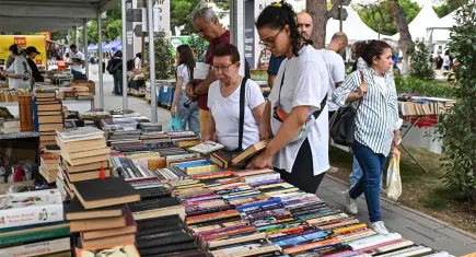 İZKİTAP’ta kitap ve kültür buluşması sürüyor