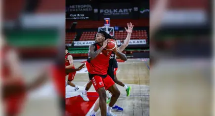 Karşıyaka Basketbol’da transfer yasağı kaldırıldı