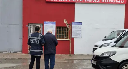 Kocaeli'de 26 farklı suçtan 50 yıl hapis cezası bulunan hükümlü yakalandı