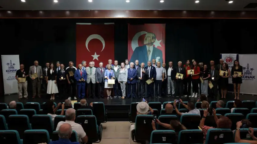Konak’ta spora emek verenlere vefa gecesi haberinin görseli