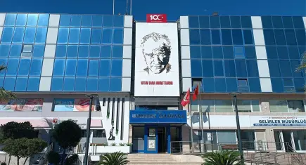 Menderes Belediyesi soruşturmasında ikinci dalga: 9 şüpheli gözaltında