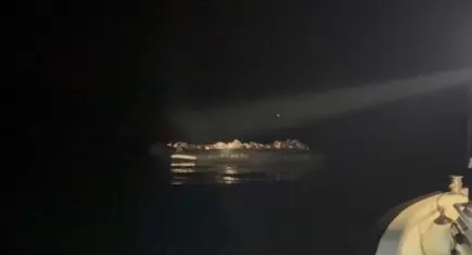 Çeşme ve Menderes'te 56 düzensiz göçmen yakalandı