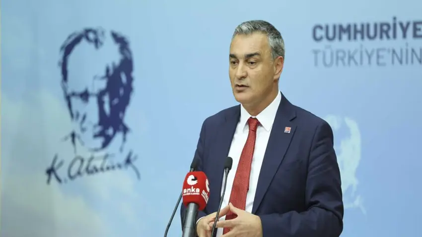 CHP'li Müslim Sarı'dan Özgür Özel'e sert tepki:Ya yalan söylüyor ya da haberi yok haberinin görseli