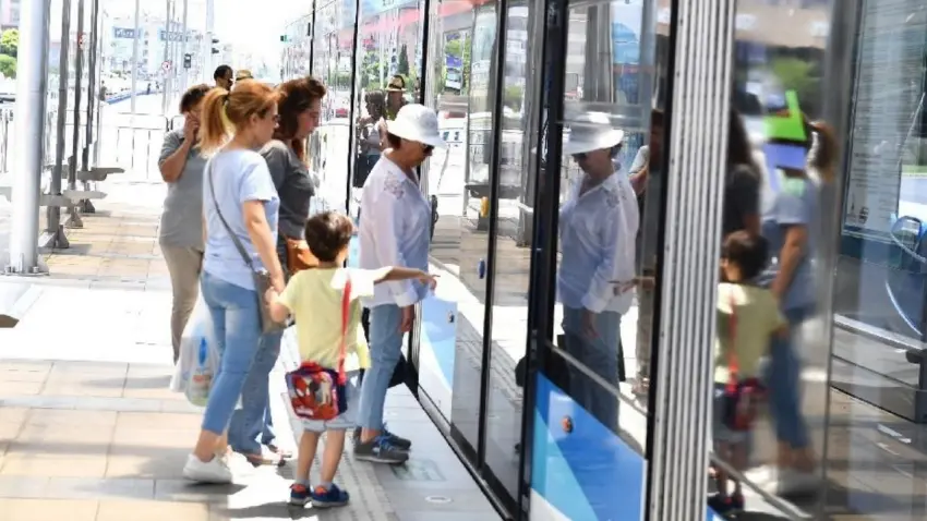 İzmir’in karbon yükünde ulaşım ilk sırada haberinin görseli