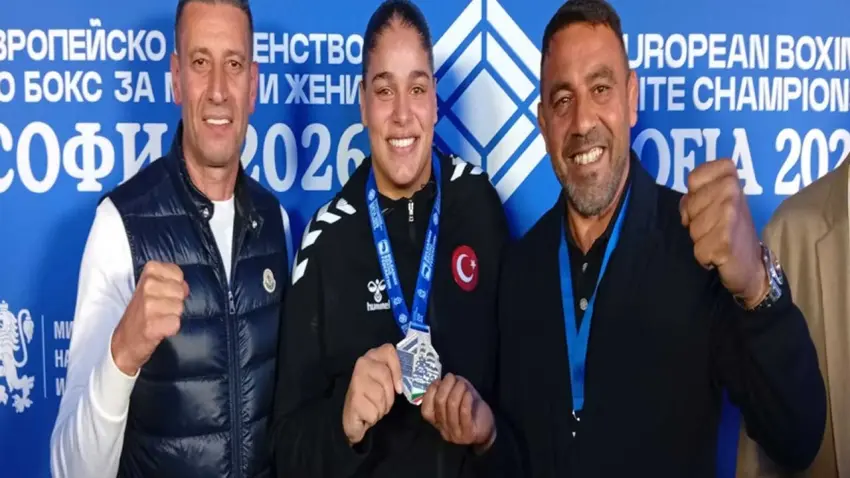 Milli Boksör Havvanur Kethüda'dan Avrupa Şampiyonası'nda altın madalya haberinin görseli