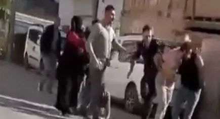 Müteahhit ile inşaat işçileri arasında kavga: Çok sayıda yaralı var