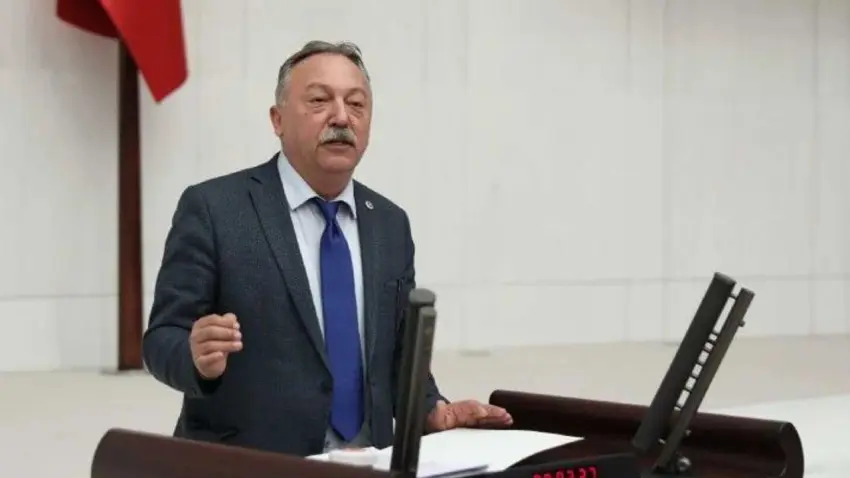 Tacettin Bayır’dan CHP’den ayrılan partiler üzerinden dikkat çeken açıklama haberinin görseli