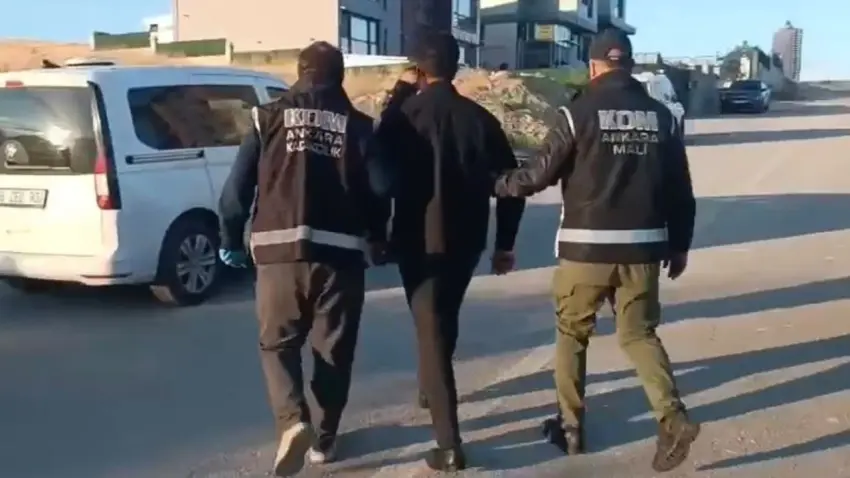 Ankara merkezli 5 ilde TOKİ vurgunu operasyonu: 8 gözaltına alındı haberinin görseli