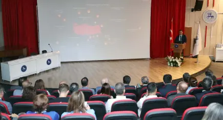 DEÜ’de savunma sanayisinin geleceği ve üniversite-sanayi iş birlikleri ele alındı