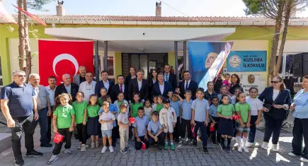 İzmir’de köy okuluna baştan aşağı yenilendi: Kızıloba İlkokulu yeni döneme hazır