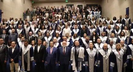 İzmir Tınaztepe Üniversitesi’nde yeni akademik yıl başladı