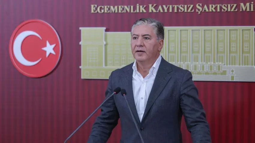 YENİ Partili Murat Emir'den akaryakıt ve fon krizi çıkışı haberinin görseli