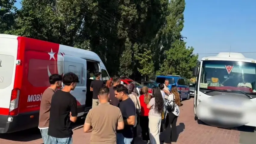 81 ilde düzensiz göçmen denetimi: 230 düzensiz göçmen kurtarıldı haberinin görseli