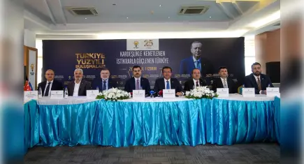 AK Parti İzmir’de 30 ilçede saha mesaisi