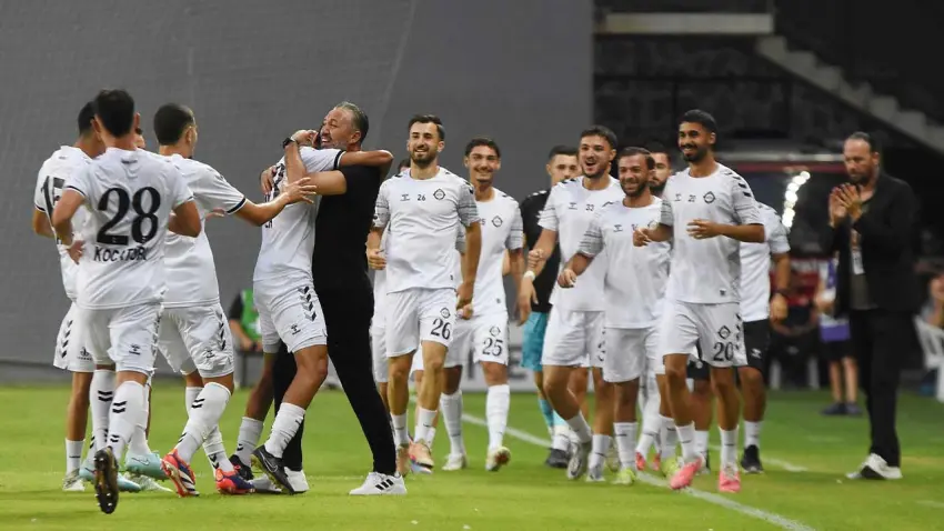 Bucaspor 1928 ile Altay derbide karşılaşıyor haberinin görseli