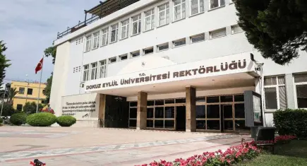 DEÜ, URAP Dünya Alan Sıralaması’nda 6 bilim alanında yer aldı