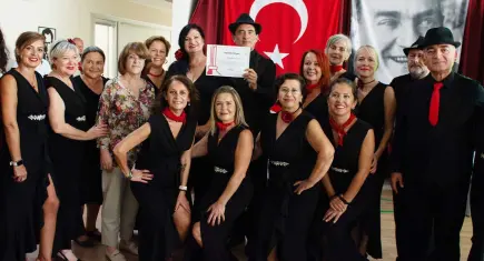 Karşıyaka’da Alzheimer’la yaşam konuşuldu