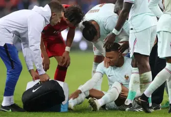 Türkiye maçında sakatlanmıştı: Mbappe 3 hafta sahalardan uzak kalacak! Barcelona maçında oynama ihtimali tehlikede