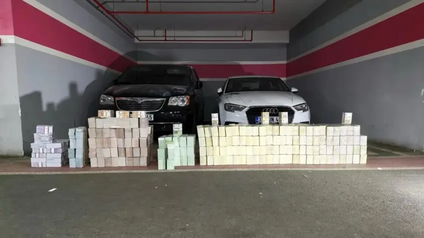 Vanlı Kara Haydar’a ait iki lüks araçtan 934 milyon TL tutarında euro ve dolar çıktı haberinin görseli