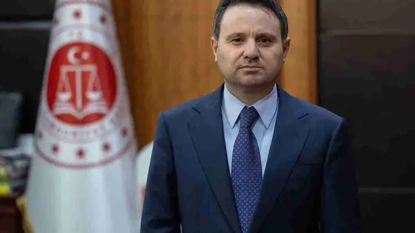 Bakan Gürlek açıkladı: Yıllardır çözülemeyen 3 faili meçhul dosya aydınlatıldı haberinin görseli