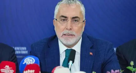 Bakan Işıkhan: Çalışmak ve üretmek bir zorunluluk