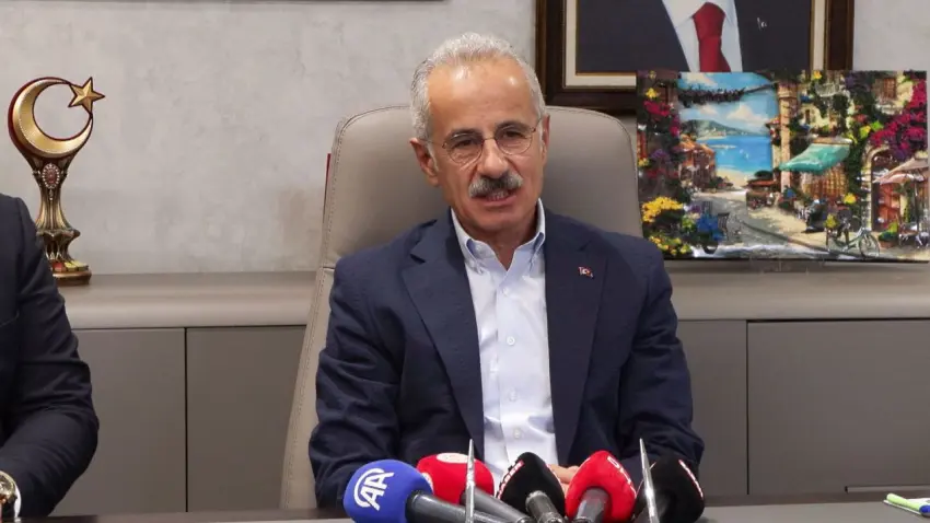 Uraloğlu İstanbul için bin kilometrelik metro ağına dikkat çekti haberinin görseli