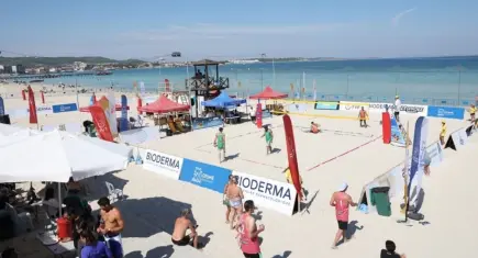 12 ülkeden 68 sporcu Çeşme’de buluştu