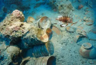 Antalya'da 2100 yıllık gemi batığından antik dünyanın en lüks sofra takımları çıktı