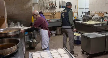 Bornova’da gece yarısı fırın denetimi: 4 işletmeye yasal işlem