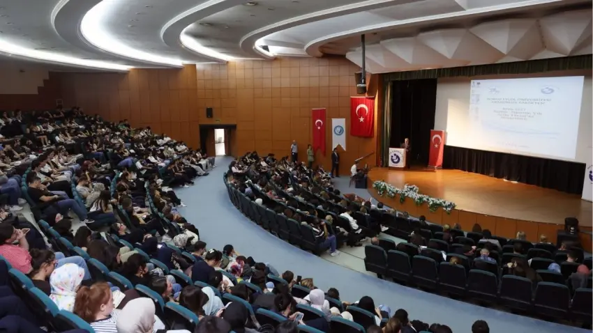 Dokuz Eylül Üniversitesi’nde 2026-2027 akademik yılı başladı haberinin görseli