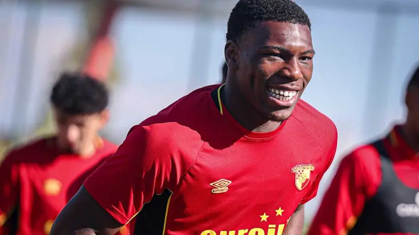 Göztepe Eyüpspor mesaisini sürdürüyor haberinin görseli