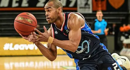 Karşıyaka'dan transfer hamlesi: Markel Starks kadroda!