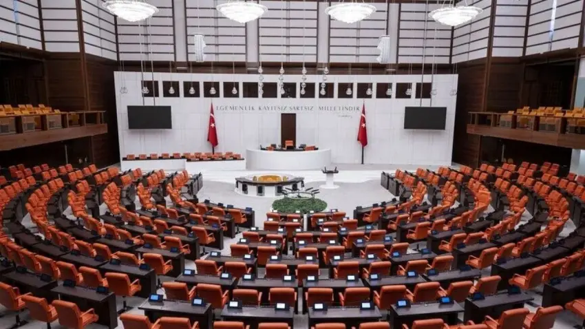 Meclis'te yeni yasama yılı 1 Ekim'de başlıyor haberinin görseli