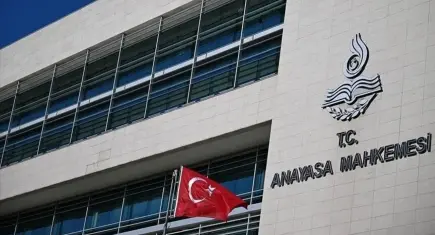 Anayasa Mahkemesi'nden emsal karar: İşe iade davasında hak ihlali!