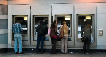 ATM kullanan herkesi ilgilendiriyor! Yaşanan uyuşmazlıklarda sorumluluk kime ait? Yargıtay açıkladı