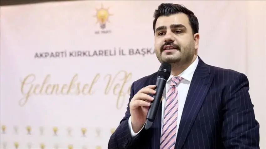 İnan’dan Özel’e sert sözler: Elinden giden şehrin paniği ile başkanlarının kapısında yalvarmaya devam et! haberinin görseli