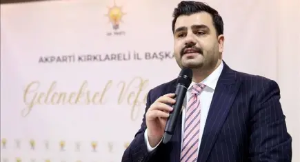 İnan’dan Özel’e sert sözler: Elinden giden şehrin paniği ile başkanlarının kapısında yalvarmaya devam et!