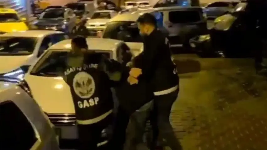 İstanbul'da haraç operasyonu: Ünlü yapımcı ve kızından 3,5 milyon euro istediler haberinin görseli