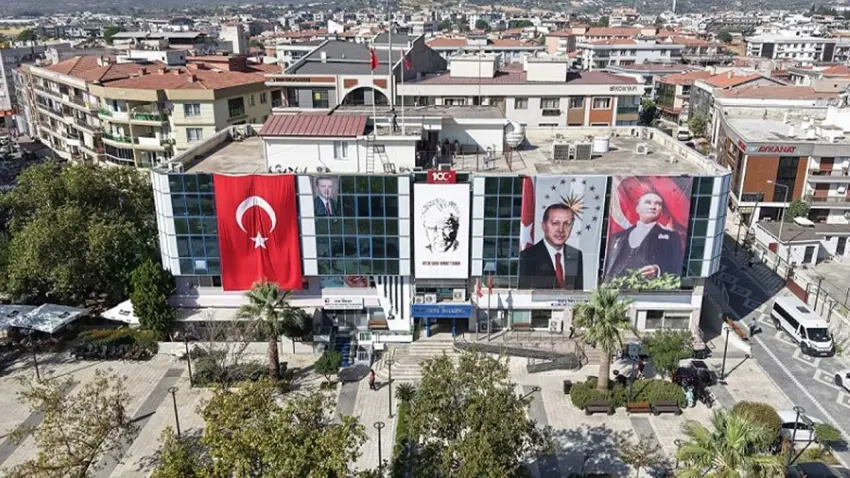Menderes’te okullar atık pil için yarışacak haberinin görseli