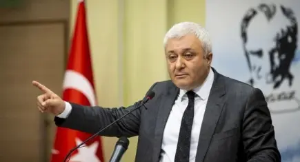 Özkan’dan Onur Emrah Yıldız’a AK Parti tepkisi: Alnına kara bir leke olarak işlenir